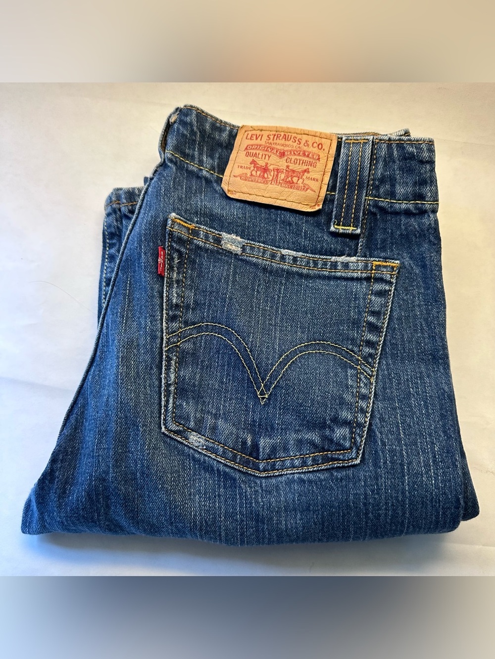 Vintage Levi's Nouveau Low 525 Boot Cut Jeans Size 8M Y2K Denim